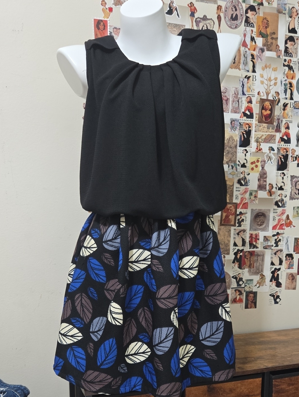 On Perfect Cotton Leaf Print Black Mini Dress S/M Elastic Waist